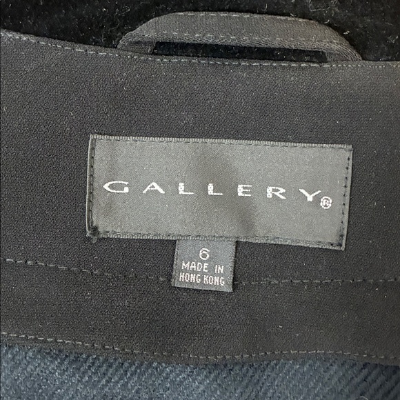 Gallery Long Lined Black Coat Velvet Collar Button Up Size 6 - Picture 7 of 11